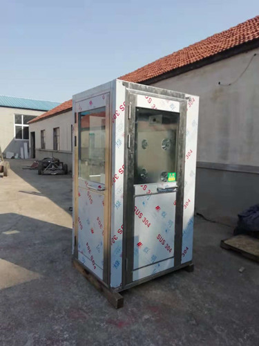 風(fēng)淋機(jī)由哪幾種配件組成？具有什么特點(diǎn)