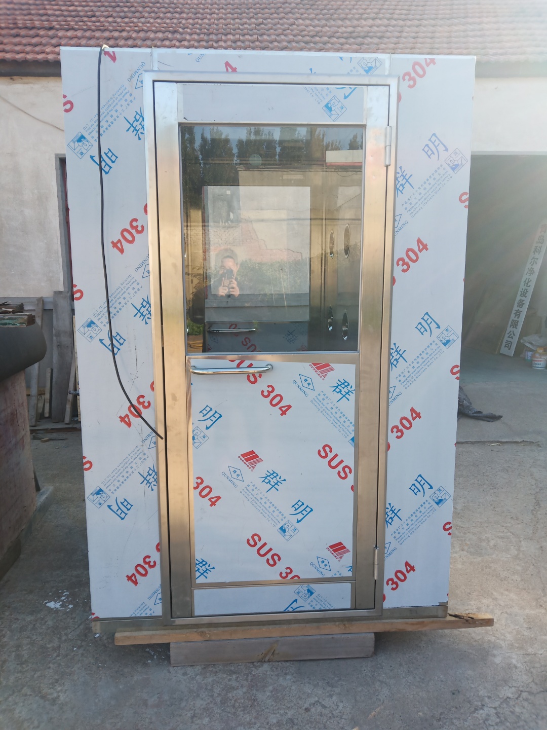 【西寧風(fēng)淋室】無塵車間，潔凈室當(dāng)中的風(fēng)淋室作用