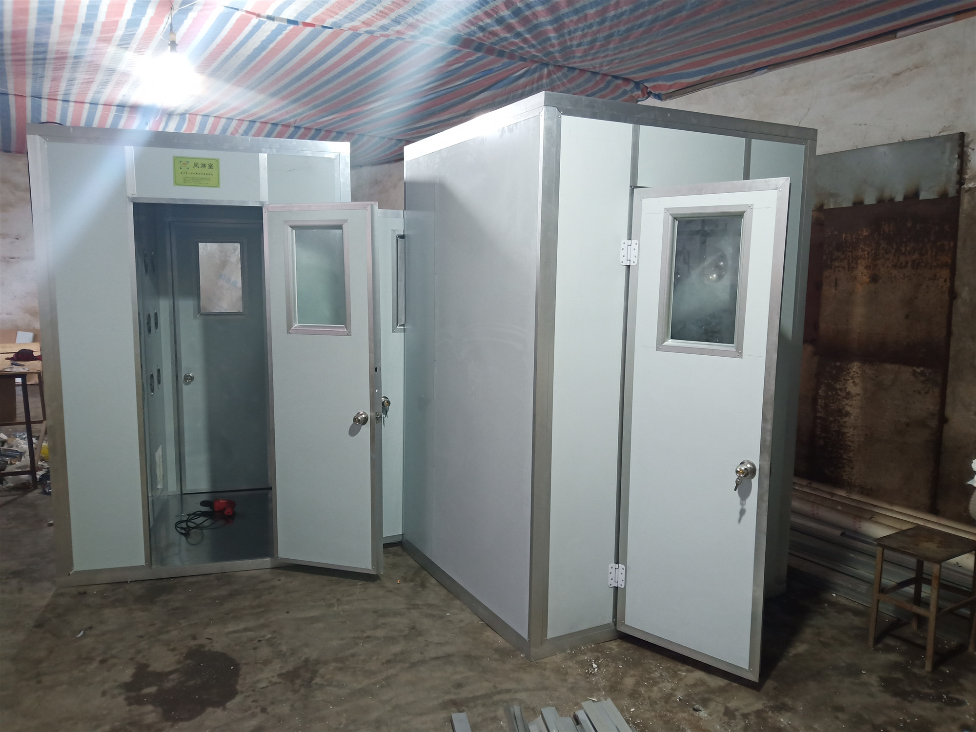 【洛陽風(fēng)淋室價格】風(fēng)淋室標(biāo)準(zhǔn)尺寸和風(fēng)淋室作用有哪些?