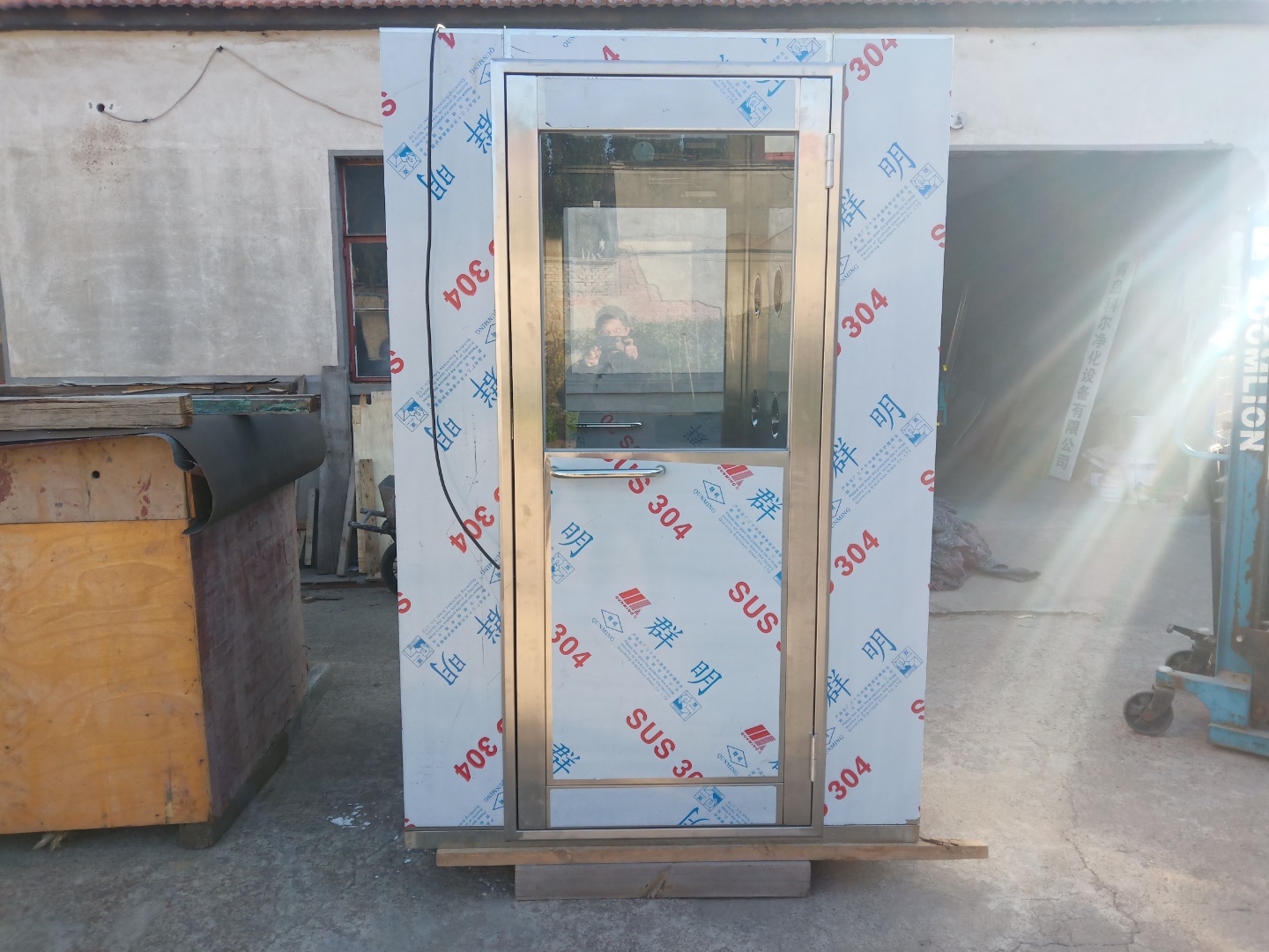 齊齊哈爾風淋室價格：風淋室在食品飲料車間、汽車電子車間的應用及分類