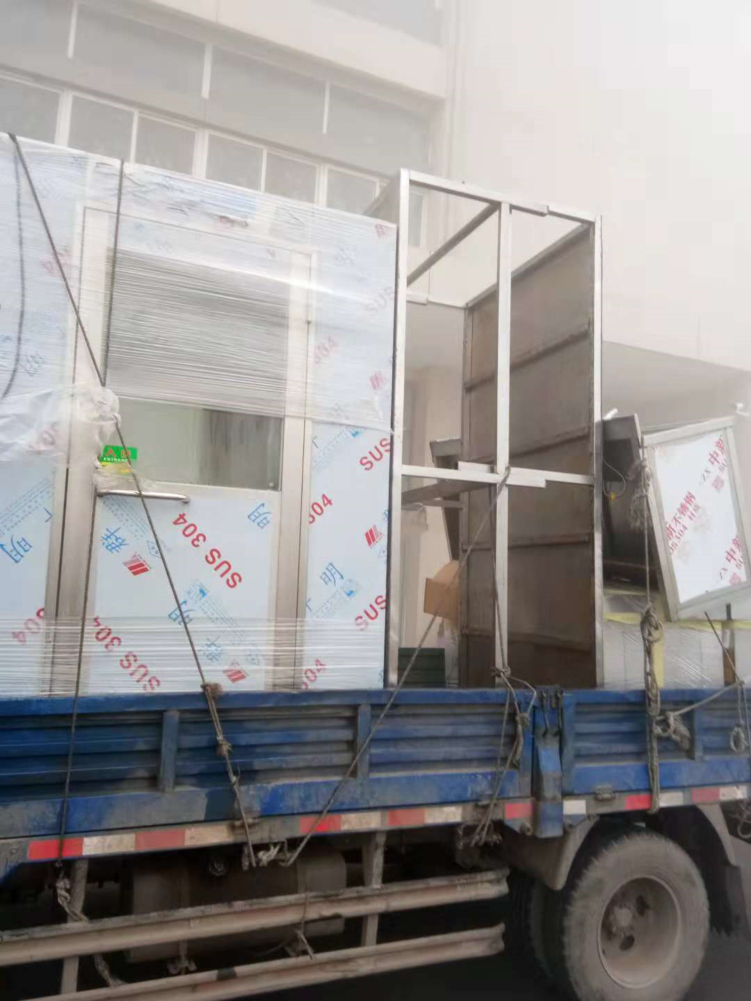 貴港風淋室價格：全自動風淋室的配置有哪些要求使風淋門達到最好狀態(tài)？