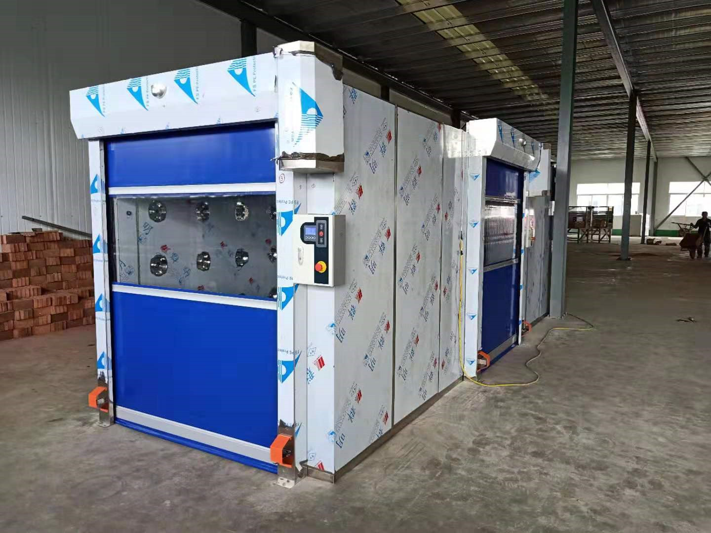 鄭州風淋室價格：風淋門使用規(guī)范-正確使用風淋門